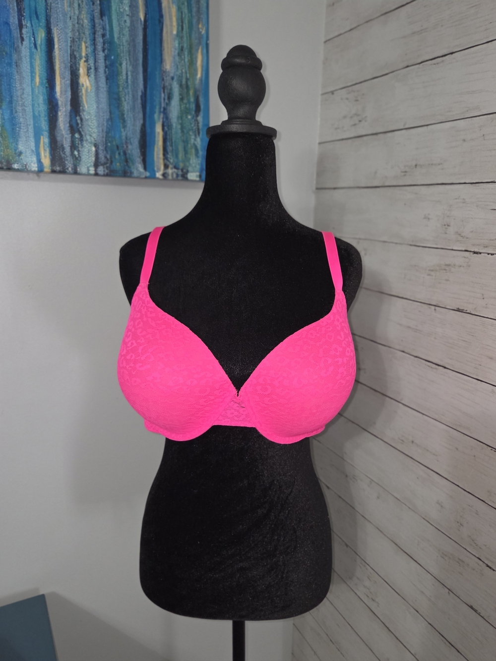 PINK By Victoria's Secret Neon Pink Lace Mesh Bra Sz 38DD